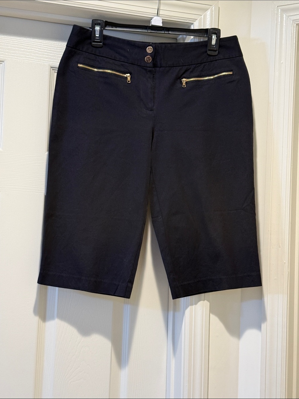 Alfani Black Bermuda Shorts Gold Snap & Zipper Accent Flat Front Sleek Stretch 8